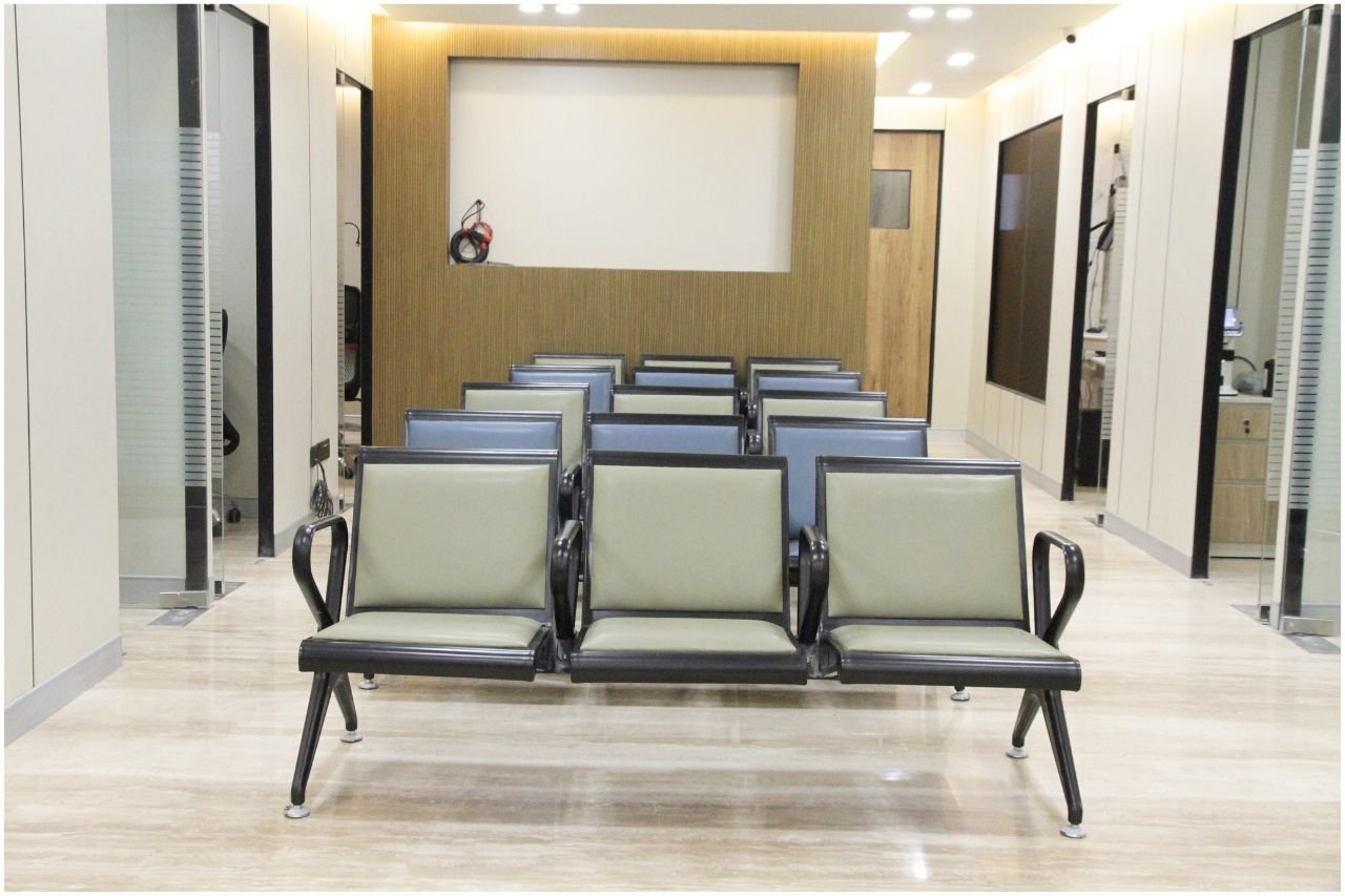 WAITING AREA